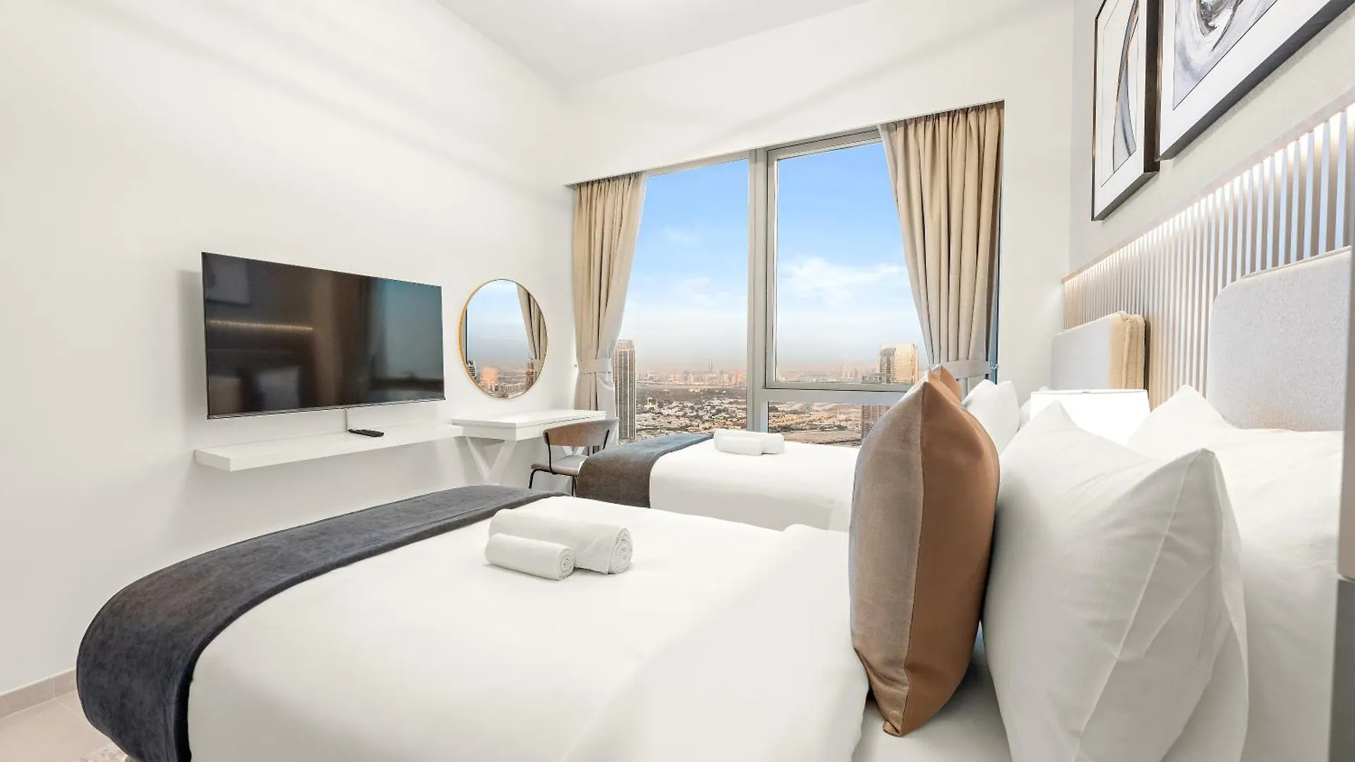 Sml Vacation Homes - Sky High Apartments With Burj Khalifa And Dubai Fountain Views At Grande Signature, Downtown Dubai 0*,  United Arab Emirates